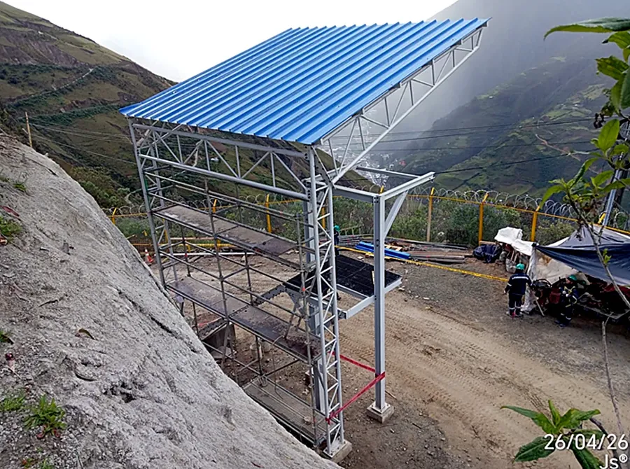 Fotografía del proyecto Estructura de encarpado de volquetes