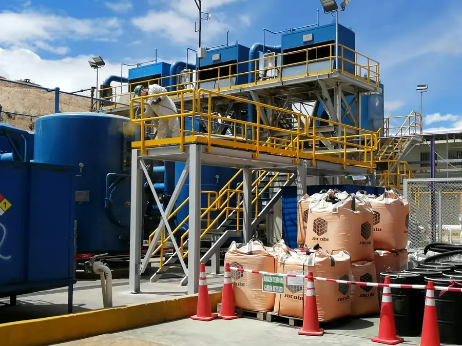Fotografía del proyecto Plataforma para tanques de carbón